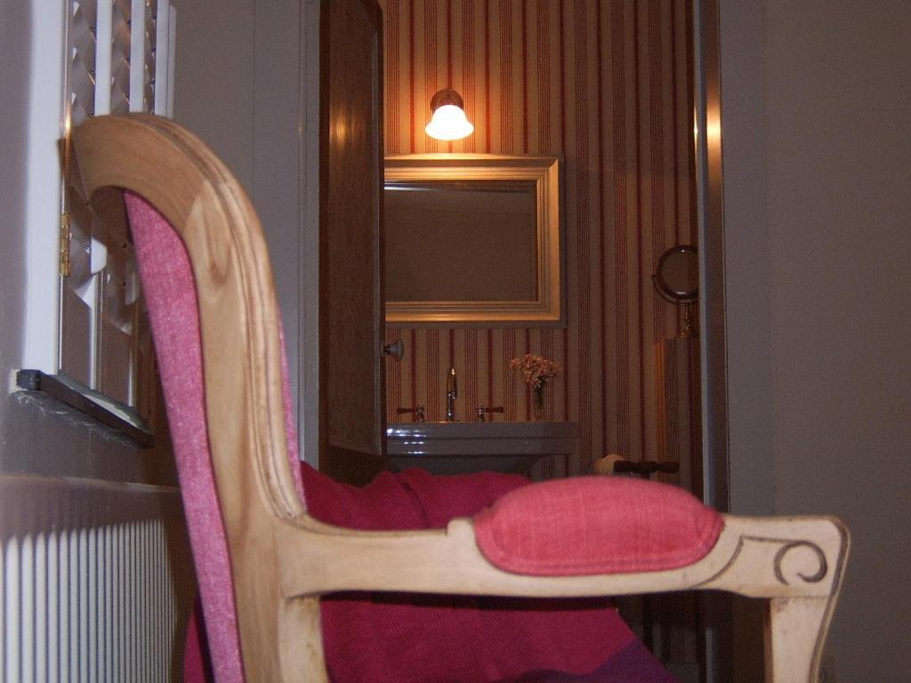 Guesthouse Alizee Λουβέν Δωμάτιο φωτογραφία